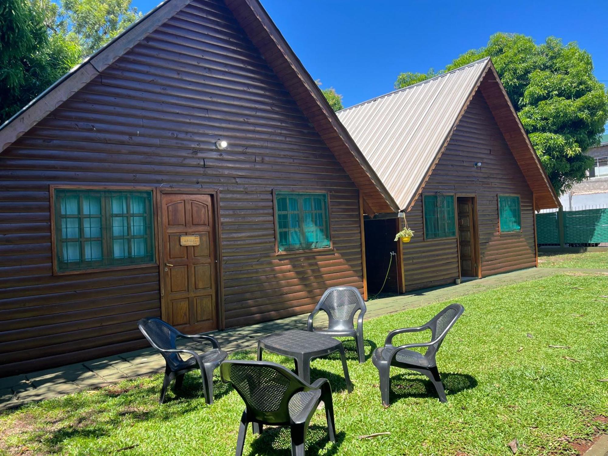Cabanas Merale Excelente Ubicacion Puerto Iguazu Exterior photo